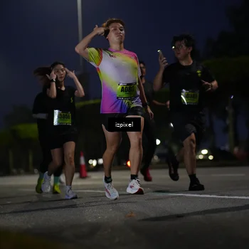 Runner Photo 5472624