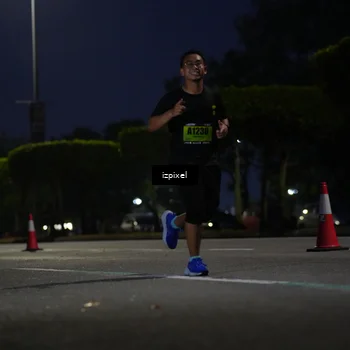 Runner Photo 5472706