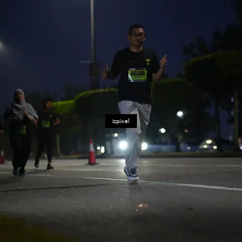 Runner Photo 5472729