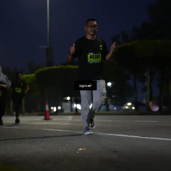 Runner Photo 5472737