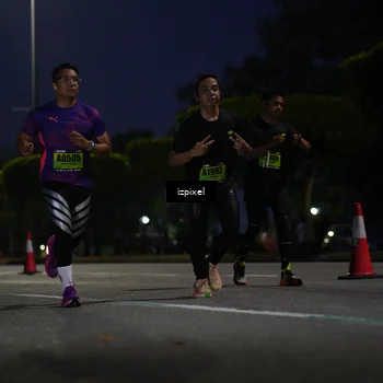 Runner Photo 5472782