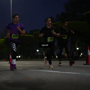 Runner Photo 5472799