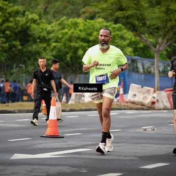 Runner Photo 5472918