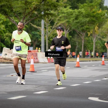 Runner Photo 5472923