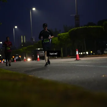 Runner Photo 5473041