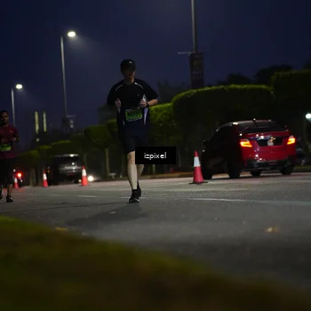 Runner Photo 5473065