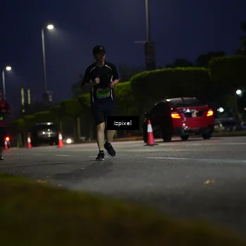 Runner Photo 5473068