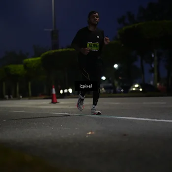 Runner Photo 5473156