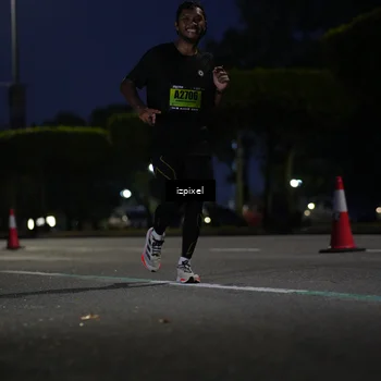 Runner Photo 5473184