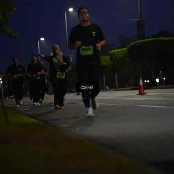 Runner Photo 5473293