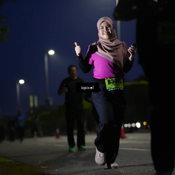 Runner Photo 5473365