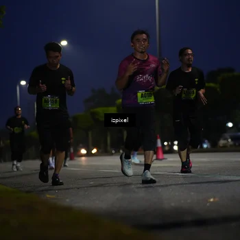 Runner Photo 5473571