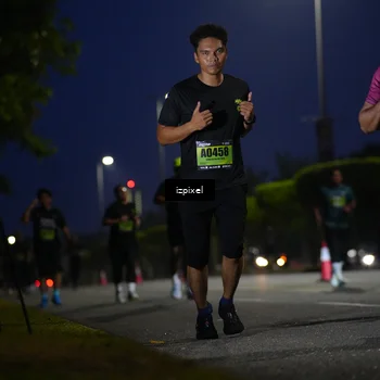 Runner Photo 5473586