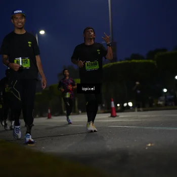Runner Photo 5473857