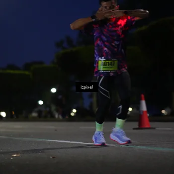 Runner Photo 5473953