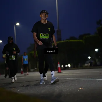 Runner Photo 5473955