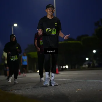 Runner Photo 5473957