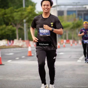 Runner Photo 5474003