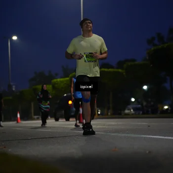 Runner Photo 5474060