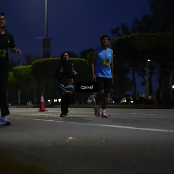 Runner Photo 5474084