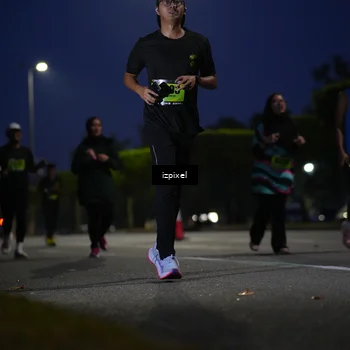 Runner Photo 5474130