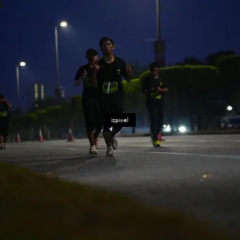 Runner Photo 5474180