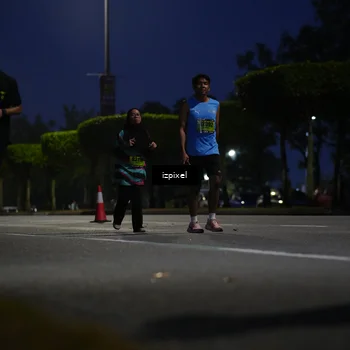 Runner Photo 5474203