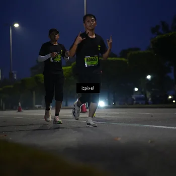 Runner Photo 5474210