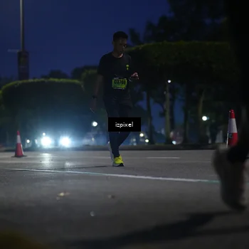 Runner Photo 5474297