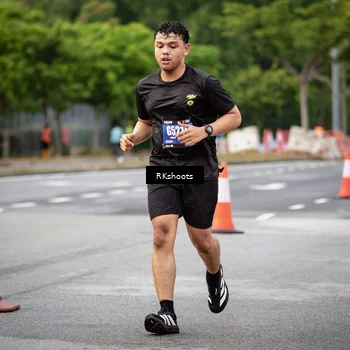 Runner Photo 5474315