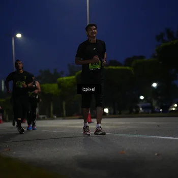 Runner Photo 5474369