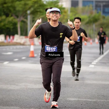 Runner Photo 5474376