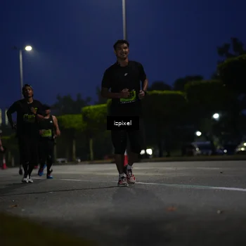Runner Photo 5474386