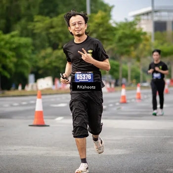 Runner Photo 5474395