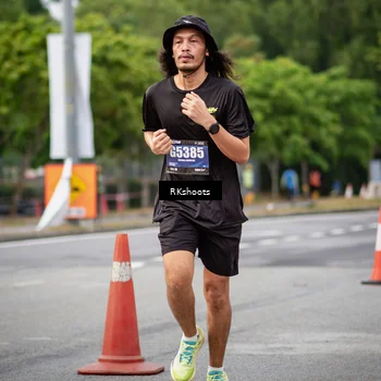 Runner Photo 5474439