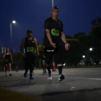 Runner Photo 5474456