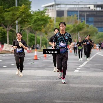 Runner Photo 5474465