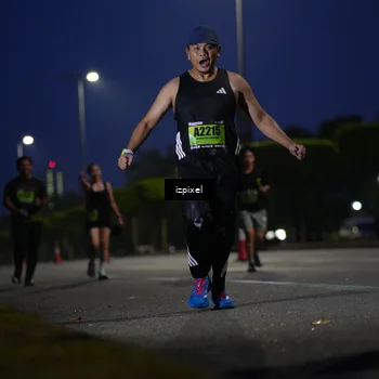 Runner Photo 5474492
