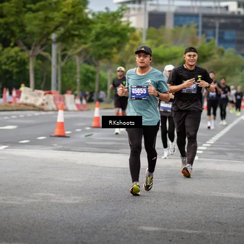 Runner Photo 5474503