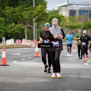 Runner Photo 5474656