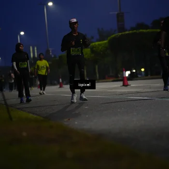 Runner Photo 5474894