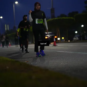 Runner Photo 5474973