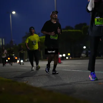Runner Photo 5475060