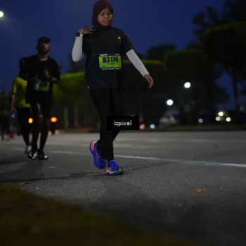 Runner Photo 5475061