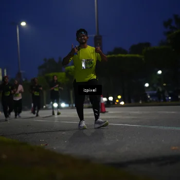Runner Photo 5475168