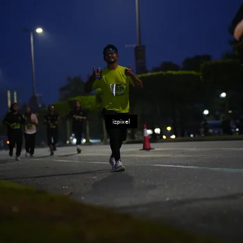 Runner Photo 5475173