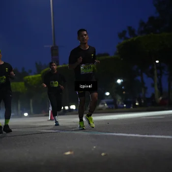 Runner Photo 5475305
