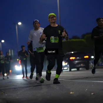 Runner Photo 5475349