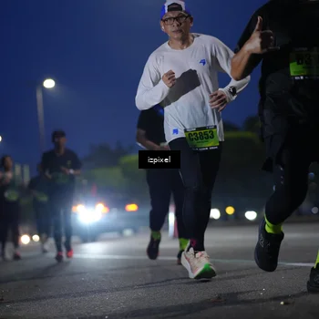 Runner Photo 5475505