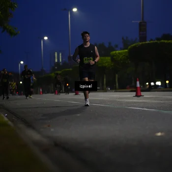 Runner Photo 5475667